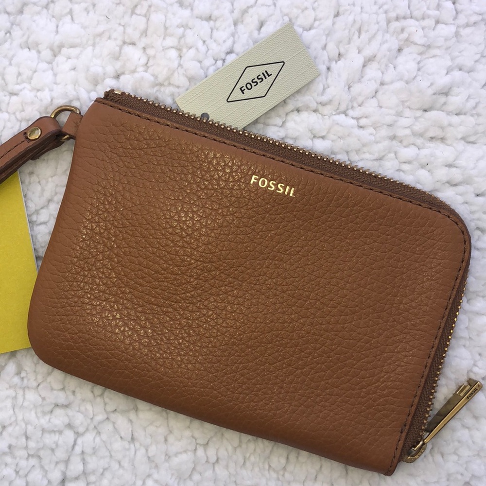 FOSSIL Tiegan Wristlet tan NWT leather zip pouch brown
